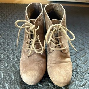 Arizona Jean Co Lace Up Wedge Boots Women's size 6M